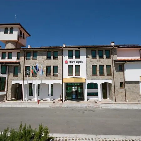 Maison d'hôtes Lalov Egrek 3*