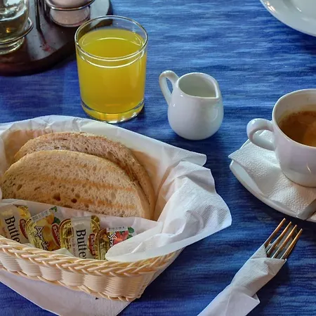 Guest house Lalov Egrek 3*