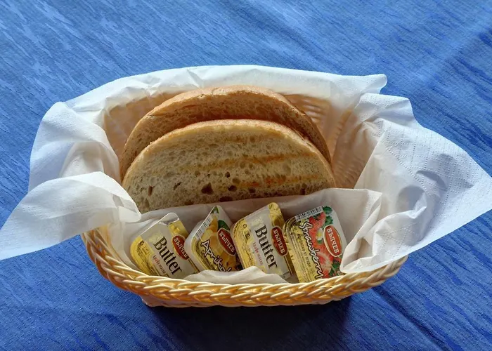 Lalov Egrek 3* 로제넷츠