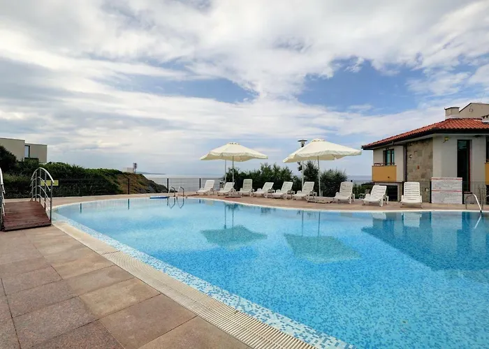 Lalov Egrek 3* 로제넷츠